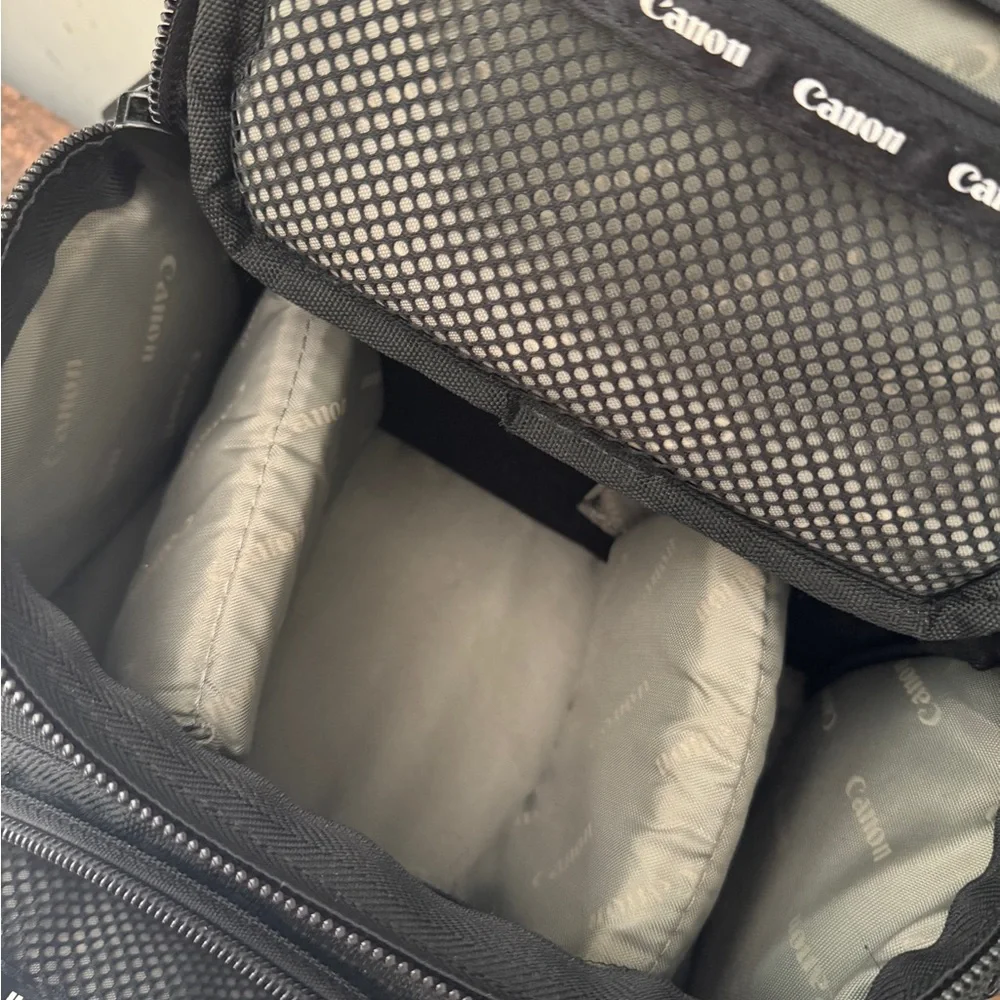 Canon 100EG Custom Gadget Bag